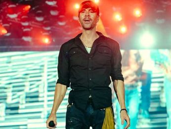 Enrique Iglesias’ Mumbai concert hit by theft spree: 73 phones worth Rs 23.85 lakh stolen Enrique Iglesias’ Mumbai concert hit by theft spree: 73 phones worth Rs 23.85 lakh stolen