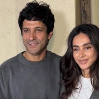 Farhan Akhtar & Shibani Dandekar papped together