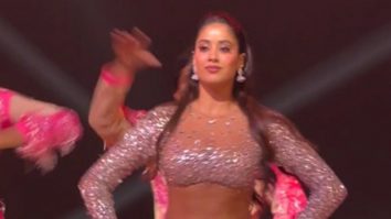 Janhvi Kapoor steals the show