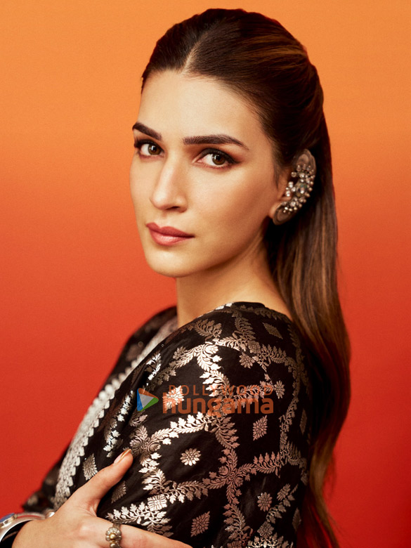 kriti sanon 2 425