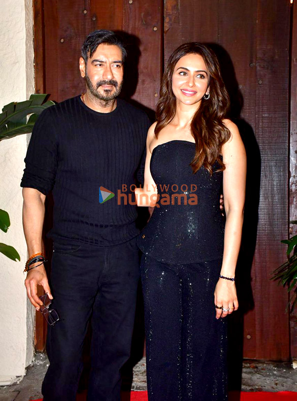 photos ajay devgn rakul preet singh r madhavan meezaan jafri and luv ranjan snapped promoting their film de de pyaar de 2 7