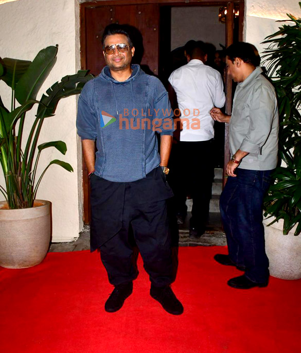 photos ajay devgn rakul preet singh r madhavan meezaan jafri and luv ranjan snapped promoting their film de de pyaar de 2 9