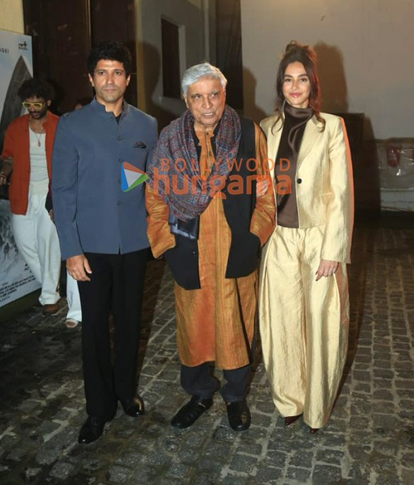 Photos: Farhan Akhtar, Shibani Dandekar, Raashi Khanna and others attend the music album launch of the film 120 Bahadur Photos: Farhan Akhtar, Shibani Dandekar, Raashi Khanna and others attend the music album launch of the film 120 Bahadur