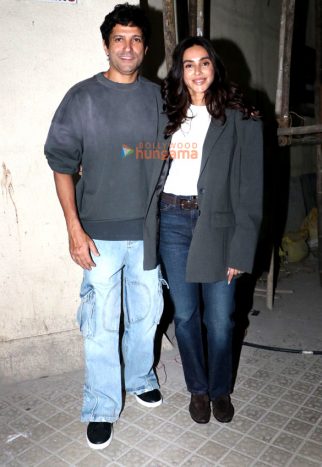 Photos: Farhan Akhtar and Shibani Dandekar snapped at Juhu PVR
