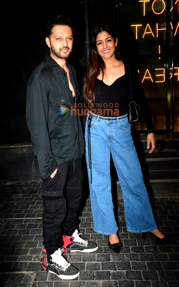 photos kajol aaman devgan and others grace the special screening of de de pyaar de 2 at excel entertainment office 7