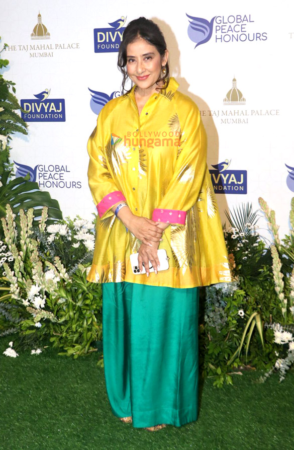 photos ranveer singh tiger shroff rakul preet singh bhumi pednekar and others snapped attending the walk of honour at the global peace honours 2025 33