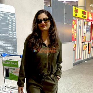 Photos: Raveena Tandon and Mika Singh snapped at the airport