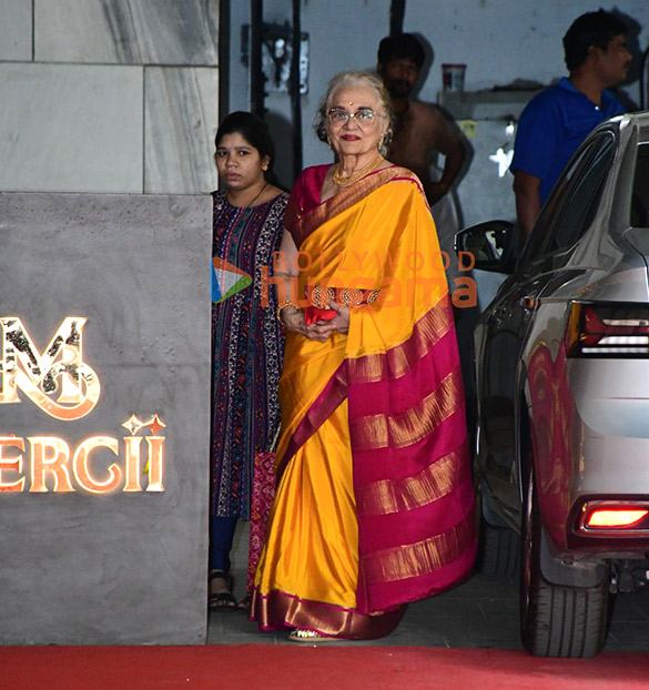 photos rekha and asha parekh attend helens birthday 6