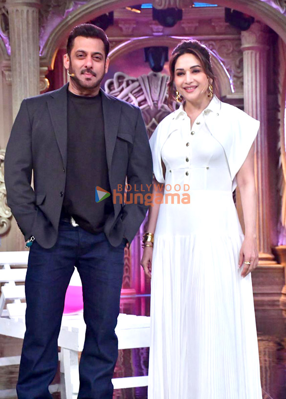 Photos: Salman Khan, Madhuri Dixit, Riteish Deshmukh and Ashish Chanchlani snapped on the sets of Bigg Boss 19 Photos: Salman Khan, Madhuri Dixit, Riteish Deshmukh and Ashish Chanchlani snapped on the sets of Bigg Boss 19