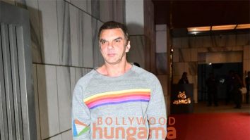 Photos: Sohail Khan, Rekha, Alizeh Agnihotri, Waheeda Rehman and others attend Helen’s birthday