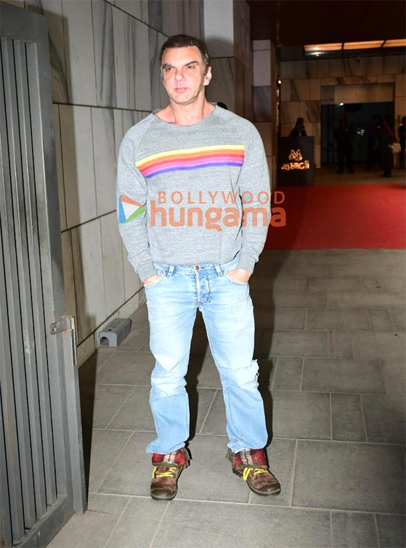 Photos: Sohail Khan, Rekha, Alizeh Agnihotri, Waheeda Rehman and others attend Helen’s birthday Photos: Sohail Khan, Rekha, Alizeh Agnihotri, Waheeda Rehman and others attend Helen’s birthday