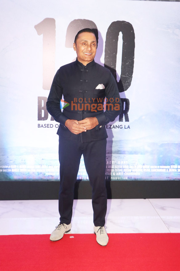 photos tiger shroff karan johar arjun kapoor and others grace the premiere of 120 bahadur 1222 1