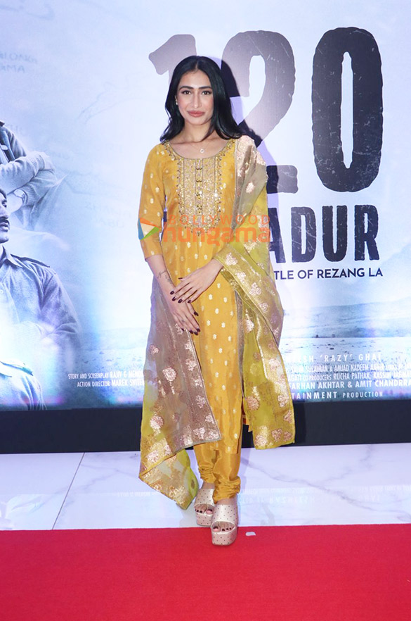 photos tiger shroff karan johar arjun kapoor and others grace the premiere of 120 bahadur 1222 17