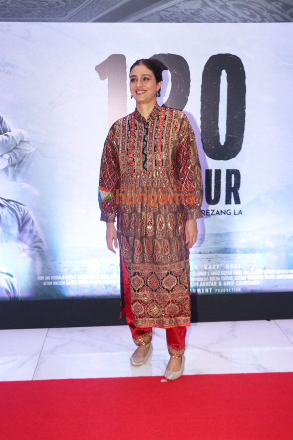 photos tiger shroff karan johar arjun kapoor and others grace the premiere of 120 bahadur 2098 20
