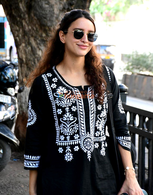Photos: Triptii Dimri snapped outside a dance class in Khar