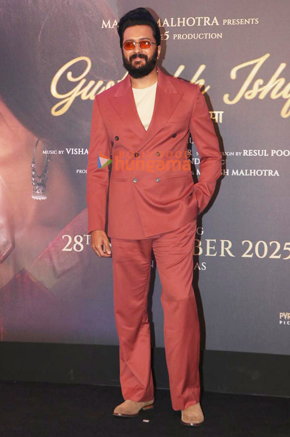 photos vijay varma fatima sana shaikh manish malhotra and others grace the premiere of gustaakh ishq 1126 17