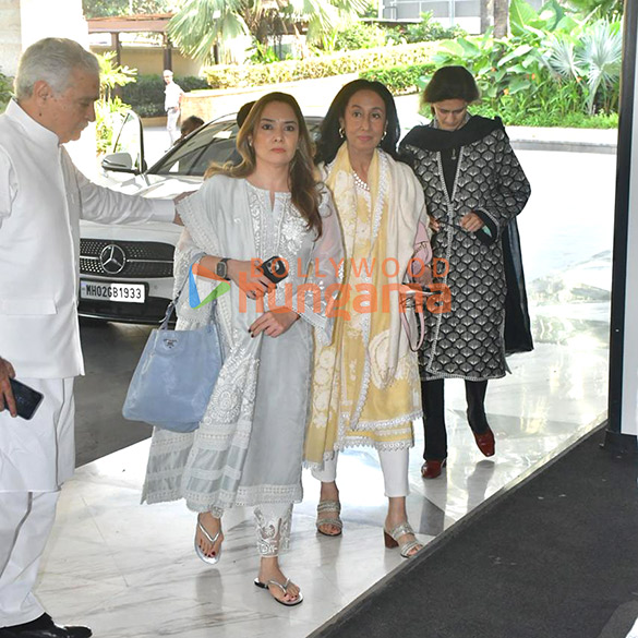 photos zayed khan sanjay khan and others attend late zarine katrak khans prayer meet 2