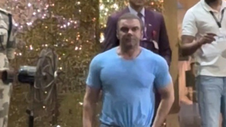 Sohail Khan’s dashing airport look