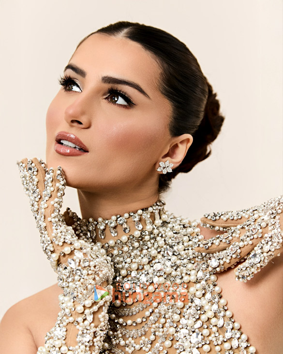 tara sutaria 3 128