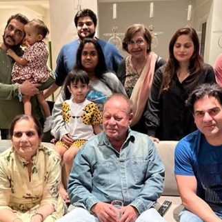 Salim Khan and wife Salma Khan mark 61 years of marriage; Helen, Salman Khan join the celebration