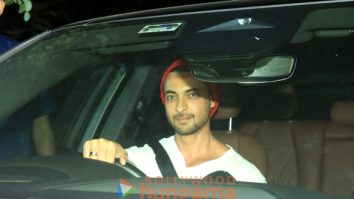 Photos: Celebs snapped at Salman Khan’s birthday bash at his farmhouse in Panvel