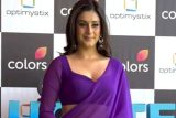 Isha Malviya killing it in a gorgeous purple saree