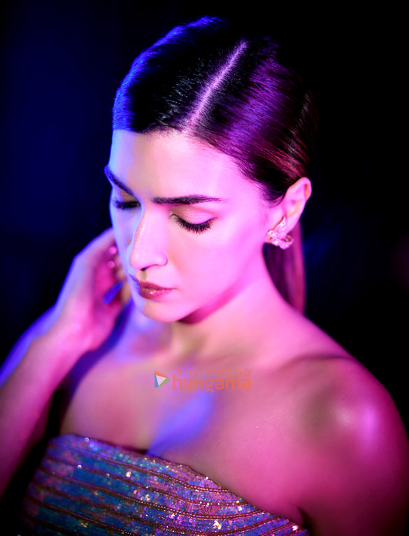 kriti sanon 8 84