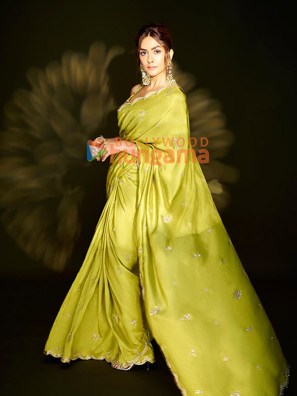 mrunal thakur 1 190
