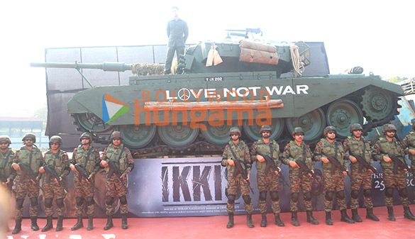 photos agastya nanda simar bhatia jaideep ahlawat sriram raghavan and others snapped at the special ceremony celebrating the bravery of second lieutenant arun khetarpal 12