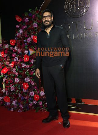 Photos: Ajay Devgn, Tiger Shroff, Shriya Saran, Elli AvrRam and others attend Anand Pandit’s birthday bash