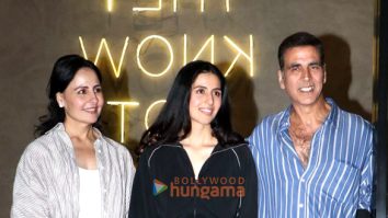 Photos: Akshay Kumar, Simar Bhatia and Alka Bhatia grace the special screening of Ikkis
