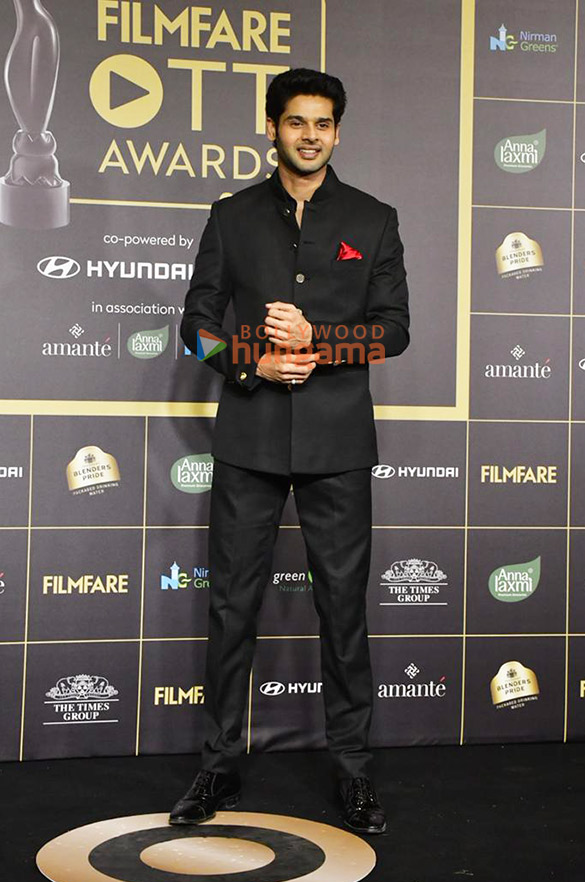 photos ananya panday sanya malhotra fatima sana shaikh and others attend the filmfare ott awards 2025 10