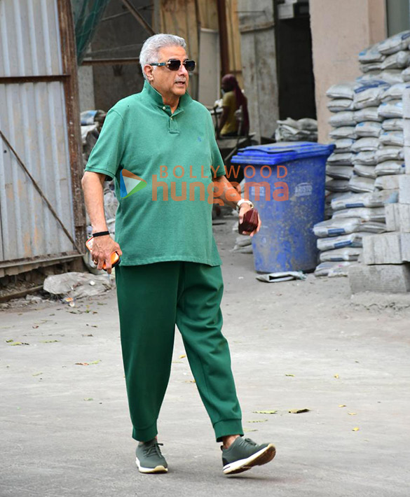 Photos: Boney Kapoor snapped walking on the street in Khar Photos: Boney Kapoor snapped walking on the street in Khar