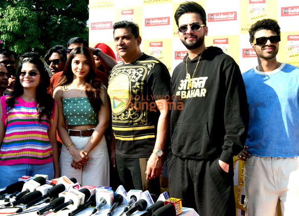 Photos: Elvish Yadav, Emiway Bantai and others attend Malad Masti Season 9 Photos: Elvish Yadav, Emiway Bantai and others attend Malad Masti Season 9