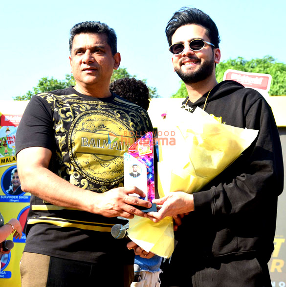 photos emiway bantai elvish yadav and others attend malad masti season 9 5
