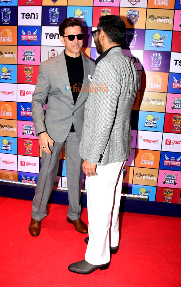 photos hrithik roshan ajay devgn akshay kumar saif ali khan and others grace the season 3 player auction of indian street premier league ispl 5125 4