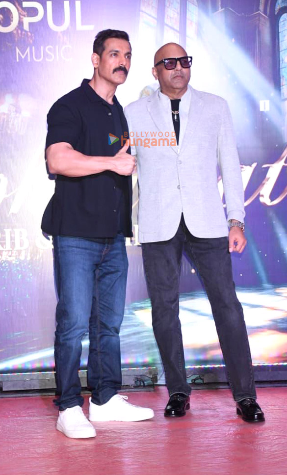 photos john abraham sonu nigam neil nitin mukesh and others attend the grand release of roohaniyat 13