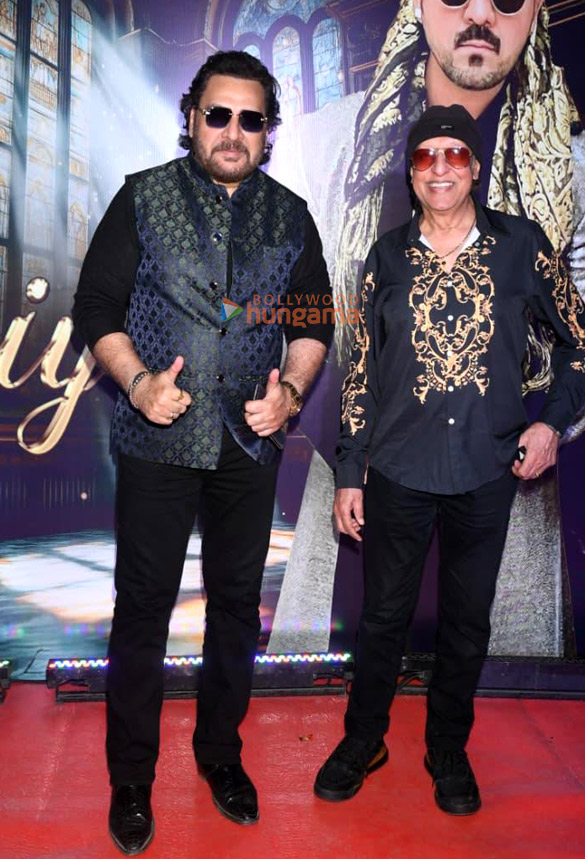 photos john abraham sonu nigam neil nitin mukesh and others attend the grand release of roohaniyat 30