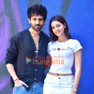 Photos: Kartik Aaryan and Ananya Panday snapped in Juhu