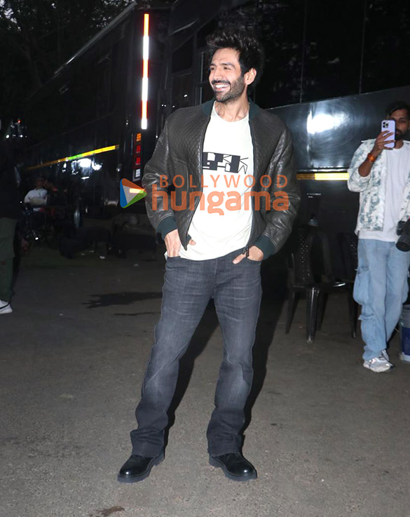 photos kartik aaryan and ananya panday snapped promoting their film tu meri main tera main tera tu meri 6