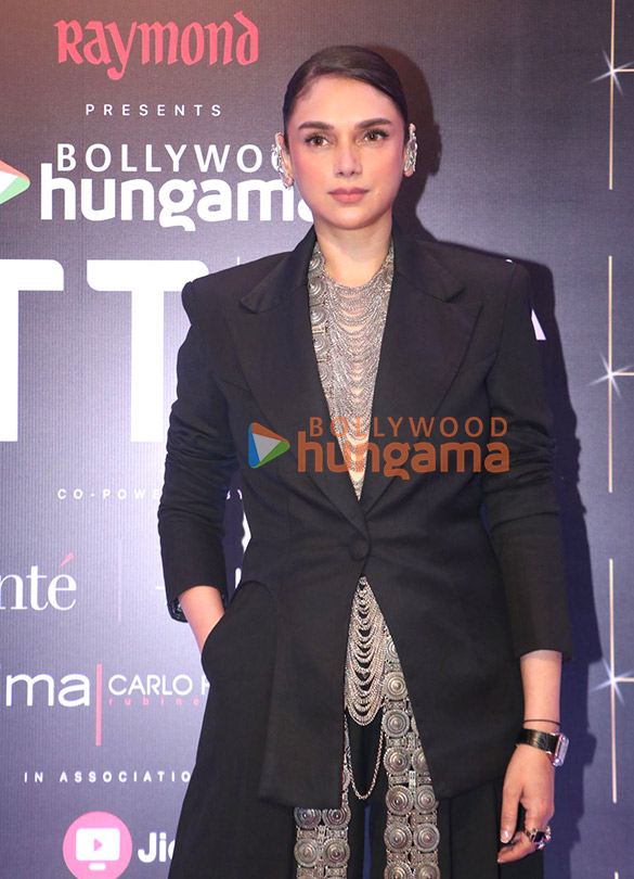 photos kriti sanon ameesha patel ahaan panday aneet padda elnaaz norouzi sanjeeda sheikh and others grace the red carpet and awards ceremony of bollywood hungama ott india fest 2025 12452 14