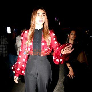 Photos: Kriti Sanon and Vicky Kaushal snapped in Bandra