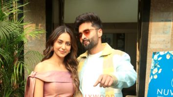 Photos: Rakul Preet Singh and Jackky Bhagnani snapped in Bandra
