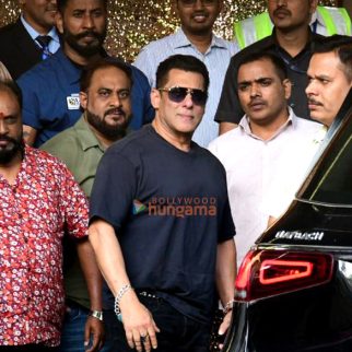 Photos: Salman Khan, Riteish Deshmukh, Genelia Deshmukh and Alizeh Agnihotri snapped at Kalina airport