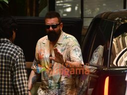 Photos: Sanjay Dutt snapped in Juhu