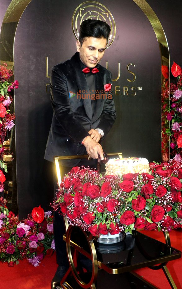 photos shriya saran elli avrram richa chadha and others attend anand pandits birthday bash 14