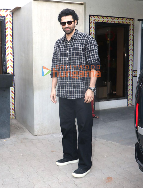 photos vicky kaushal raghav juyal ishaan khatter aditya roy kapur and vishal jethwa spotted at a pre christmas party 2