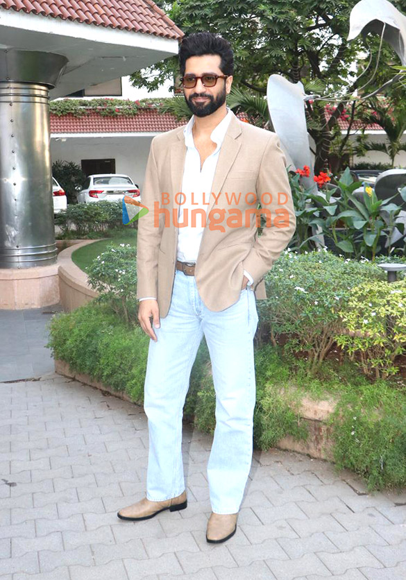 photos vicky kaushal raghav juyal ishaan khatter aditya roy kapur and vishal jethwa spotted at a pre christmas party 5