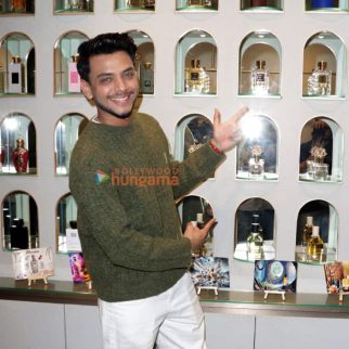 Photos: Vishal Jethwa, Ayesha Jhulka, Aarti Chhabria and others at Re-Opening of Rohit Verma’s store in Juhu