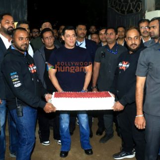 Photos: Celebs snapped at Salman Khan's birthday bash at his farmhouse in Panvel